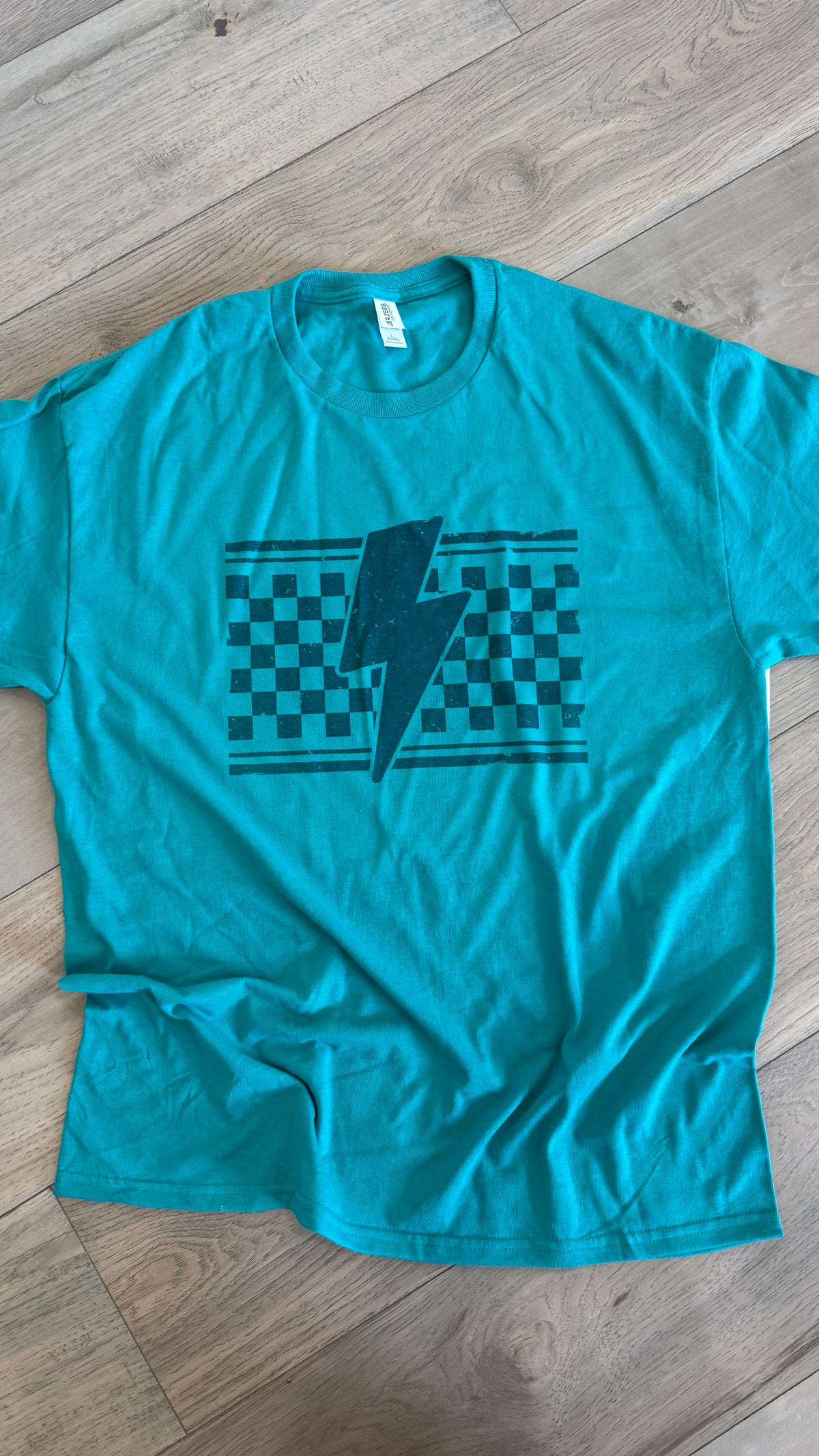 Trendy Bolt Graphic
