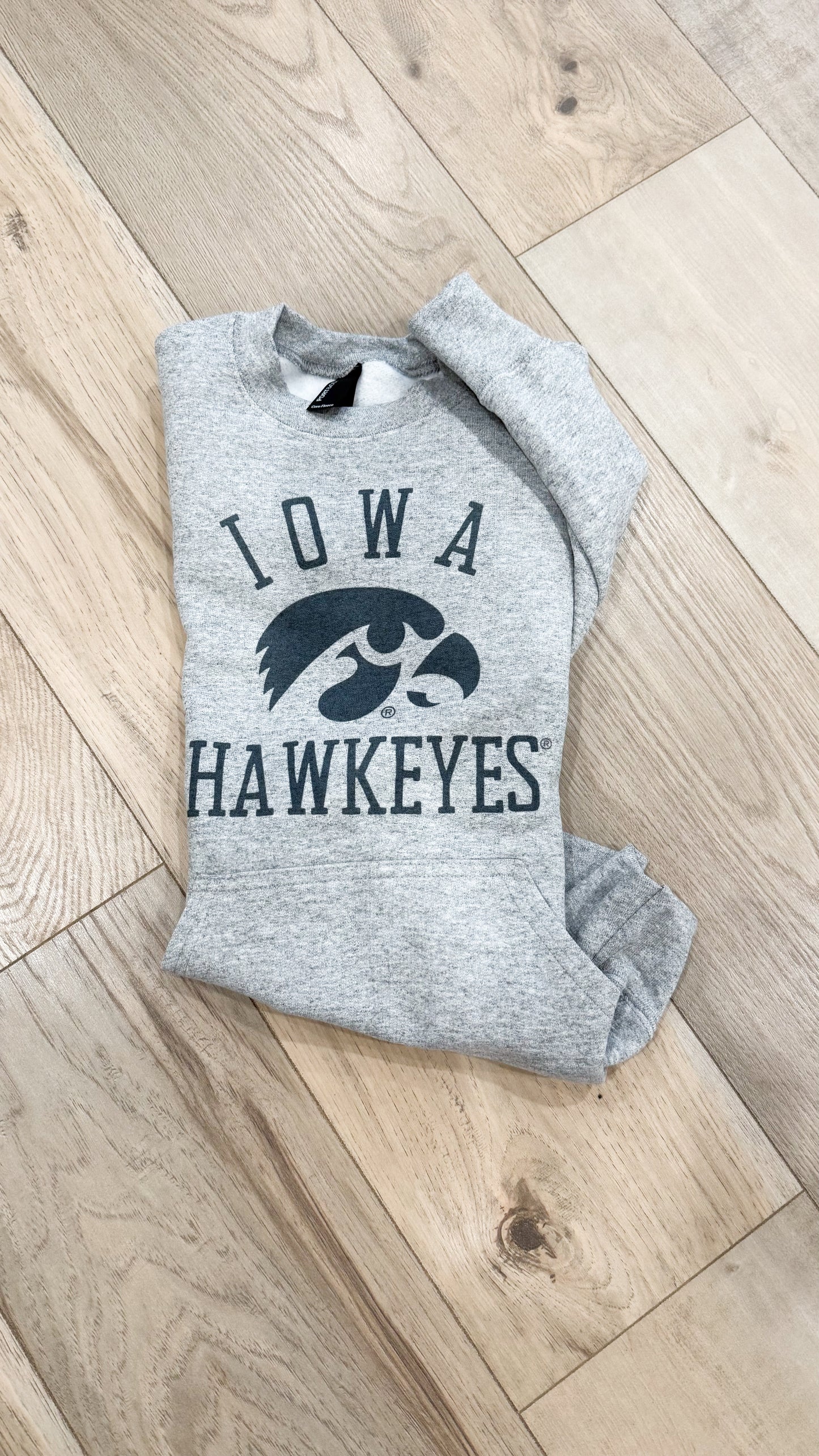 YOUTH Iowa Hawkeye Pocket Crew