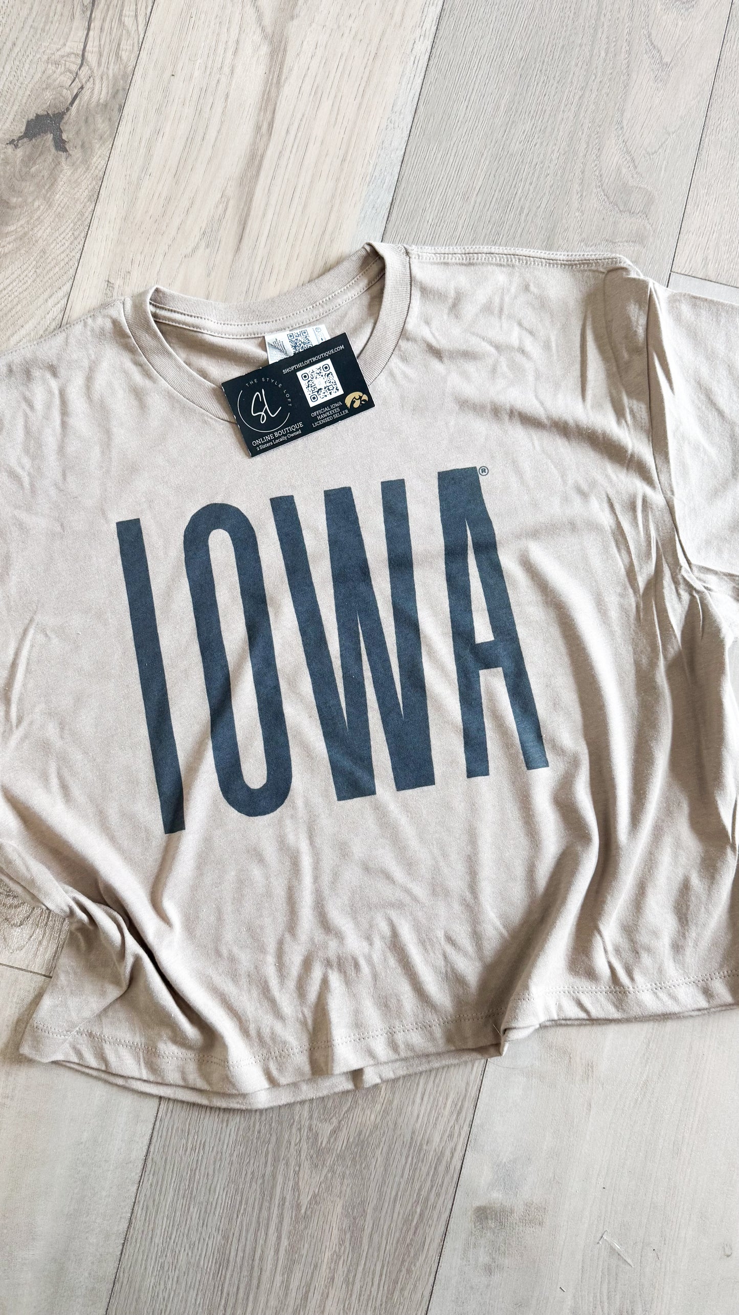 Basic IOWA Crop Tee