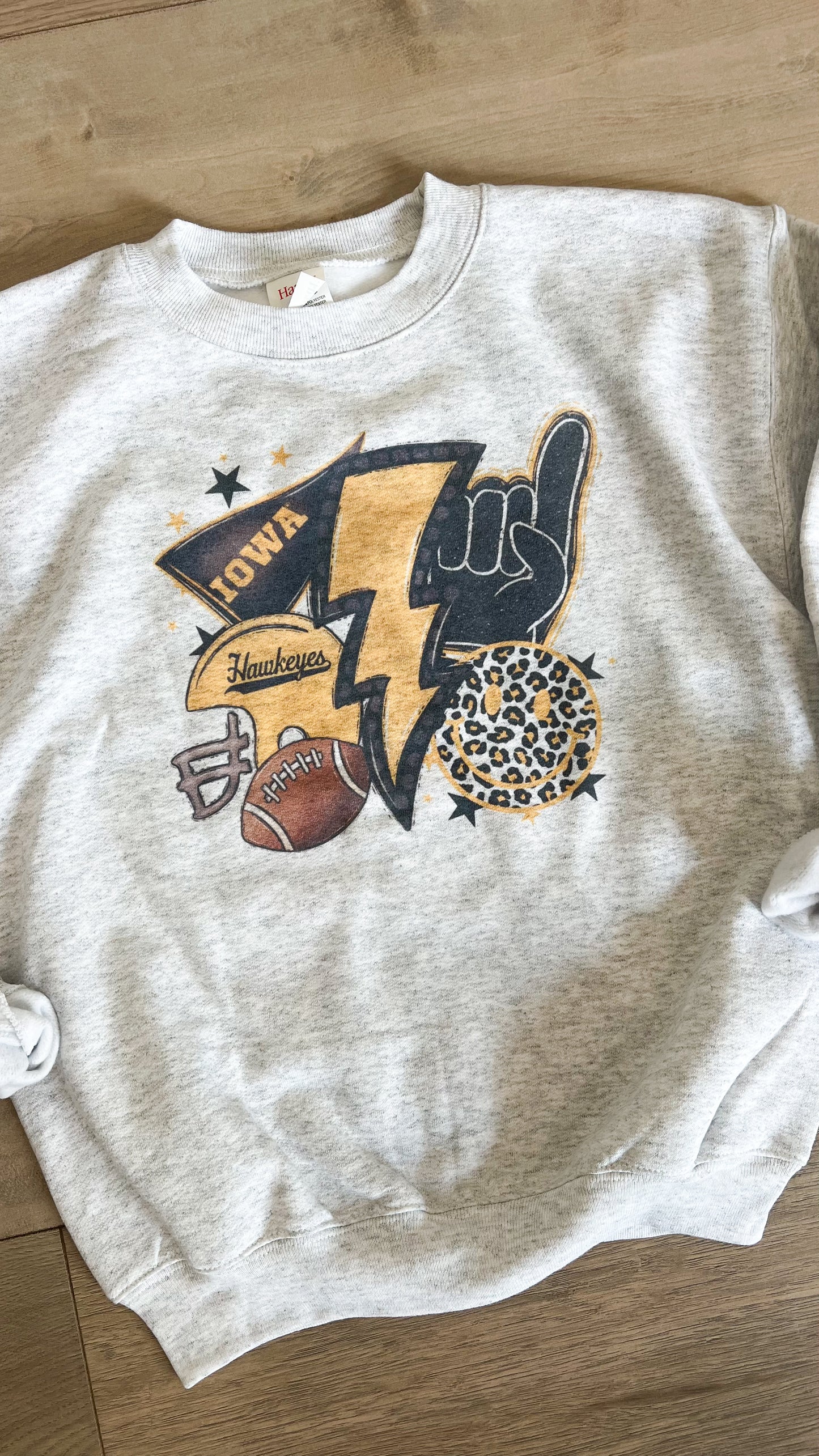 YOUTH Retro Trendy Bolt Crew