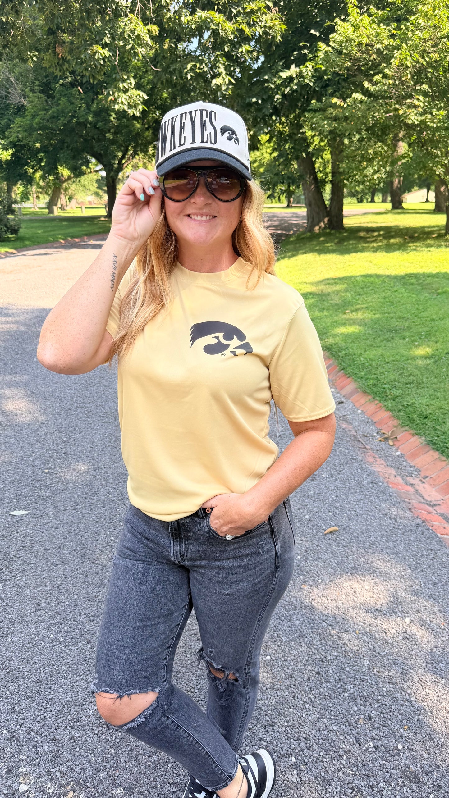 Dri Fit Hawk Graphic