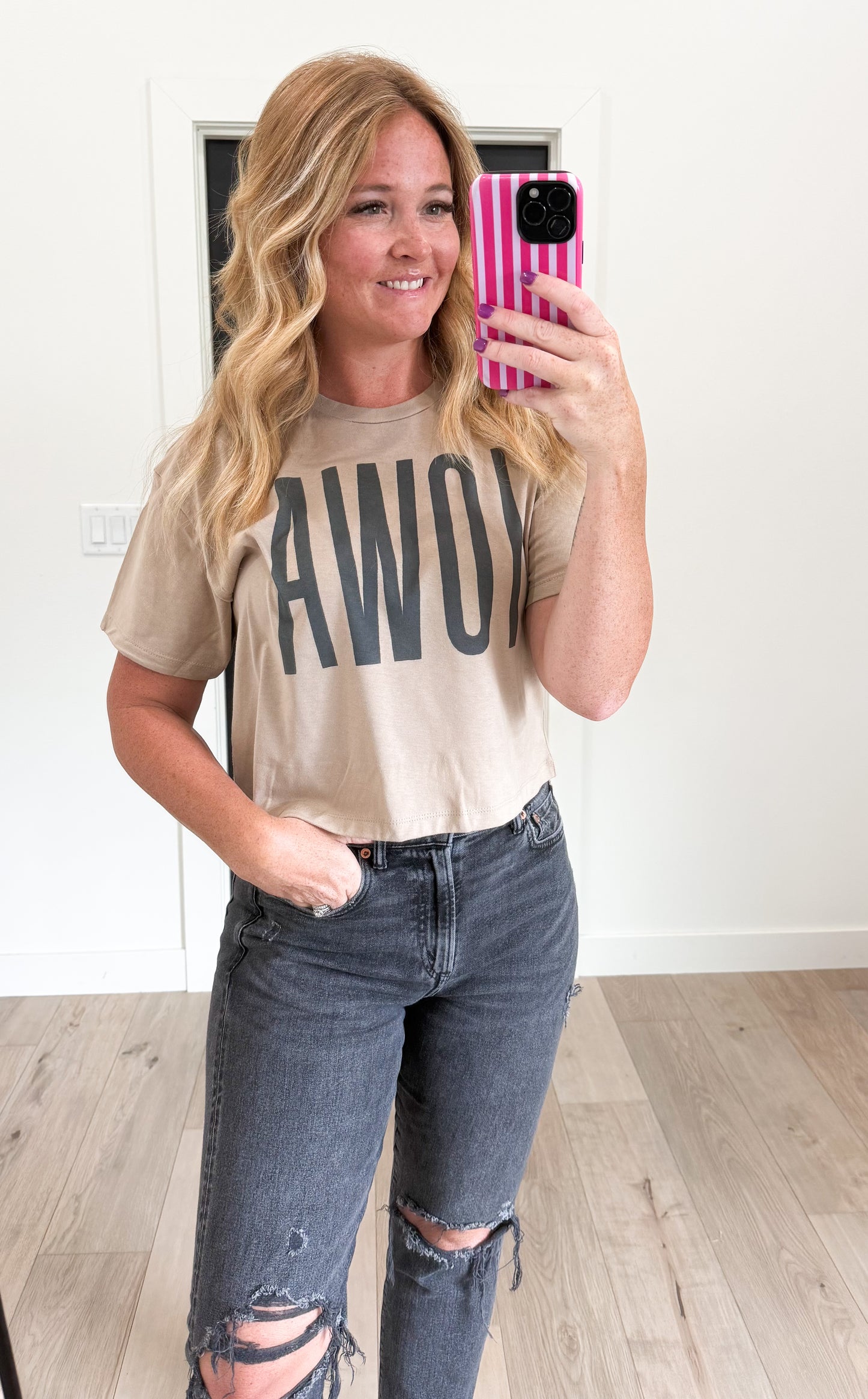 Basic IOWA Crop Tee