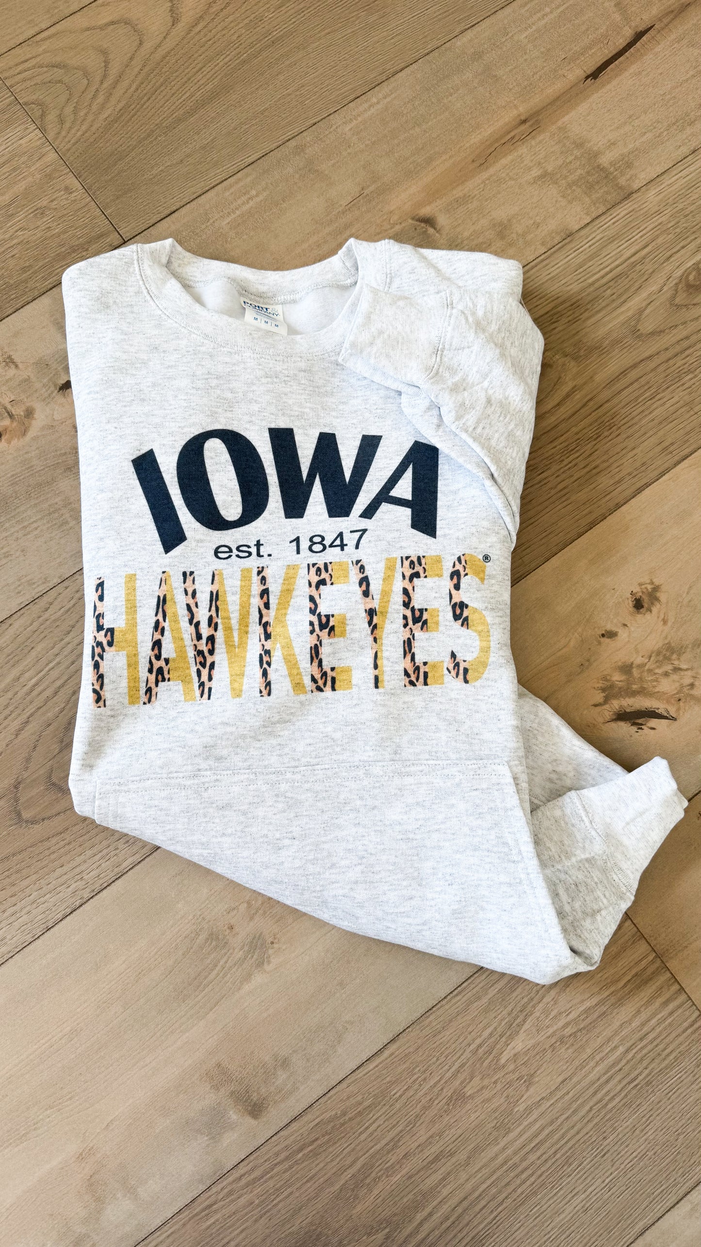 Iowa Hawkeyes Leopard Pocket Crew