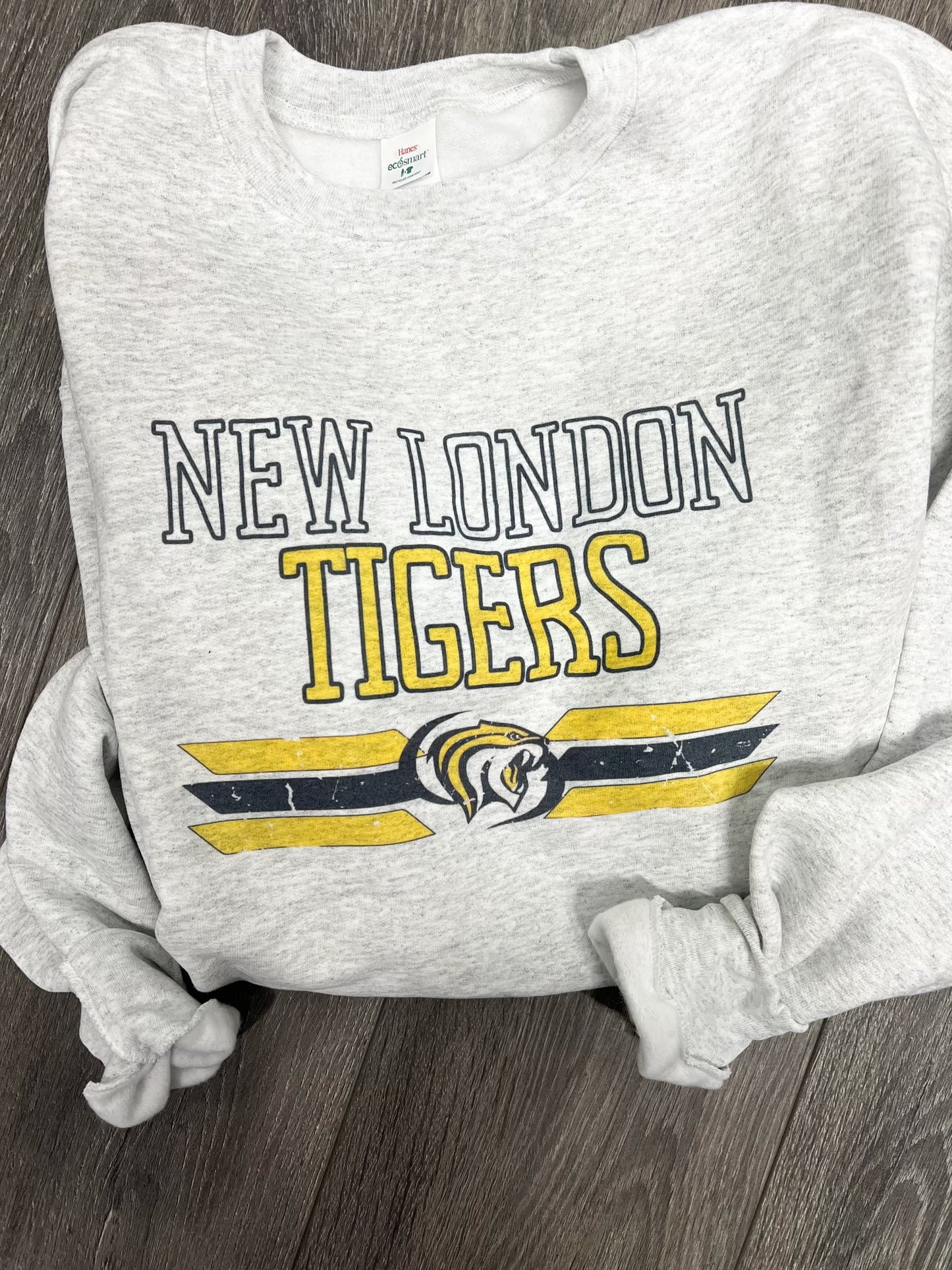 New London Tigers Graphic