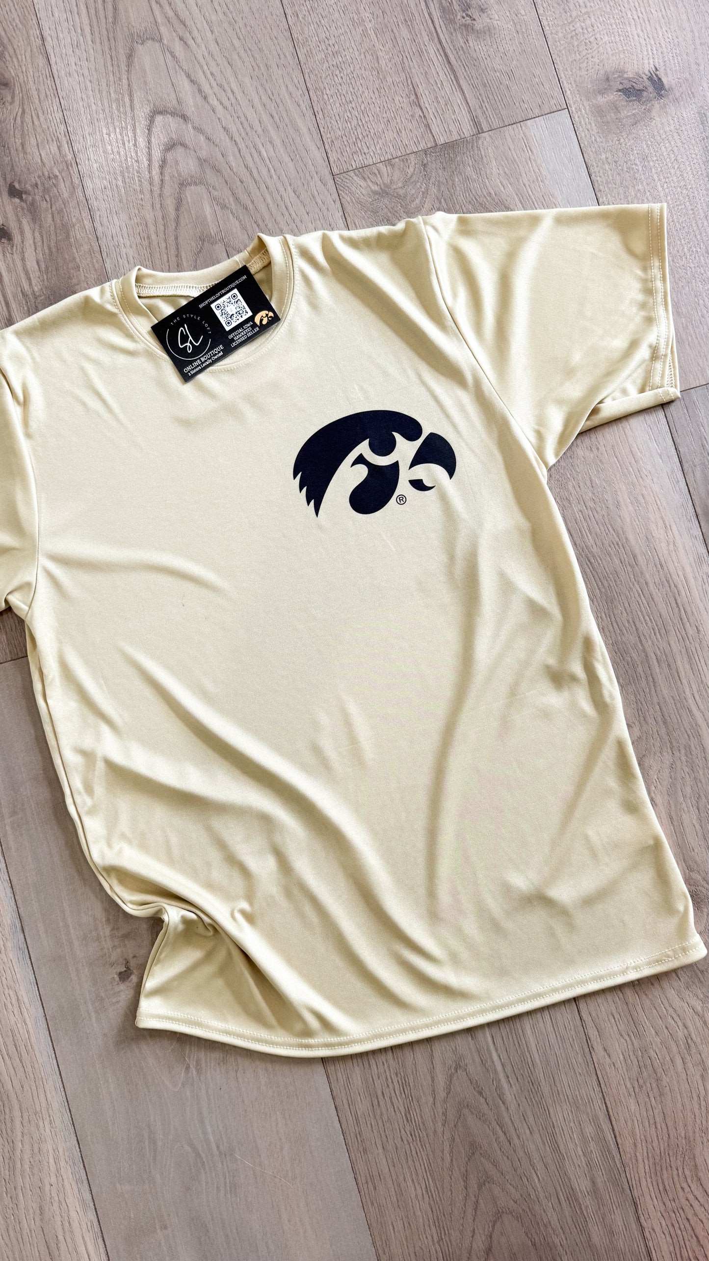 YOUTH Dri Fit Hawk Graphic